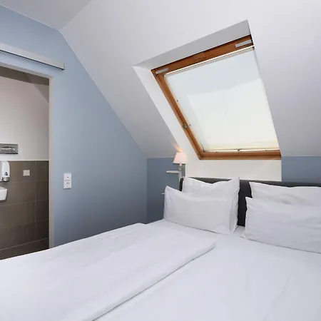 Guestified Barbarossa Hotel Ratingen