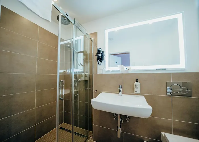 Guestified Barbarossa 3*