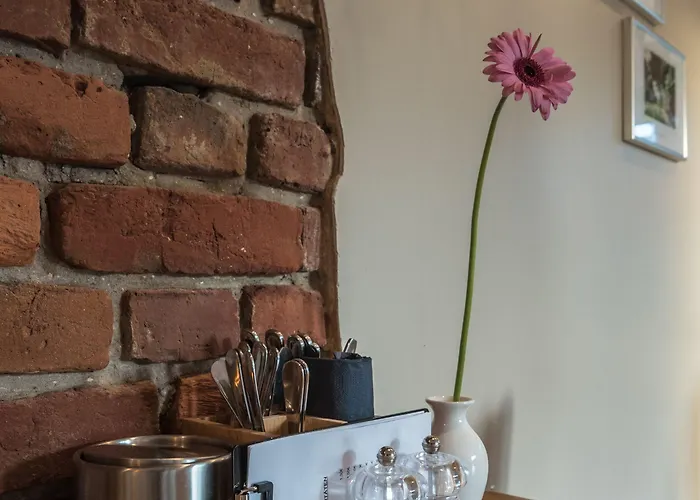 מלון Guestified Barbarossa 3*