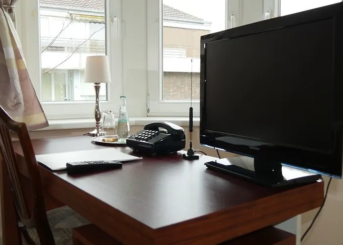 Guestified Barbarossa Hotel 3*